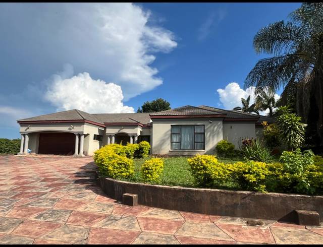 4 BEDROOM HOUSE FOR SALE IN SIBASA